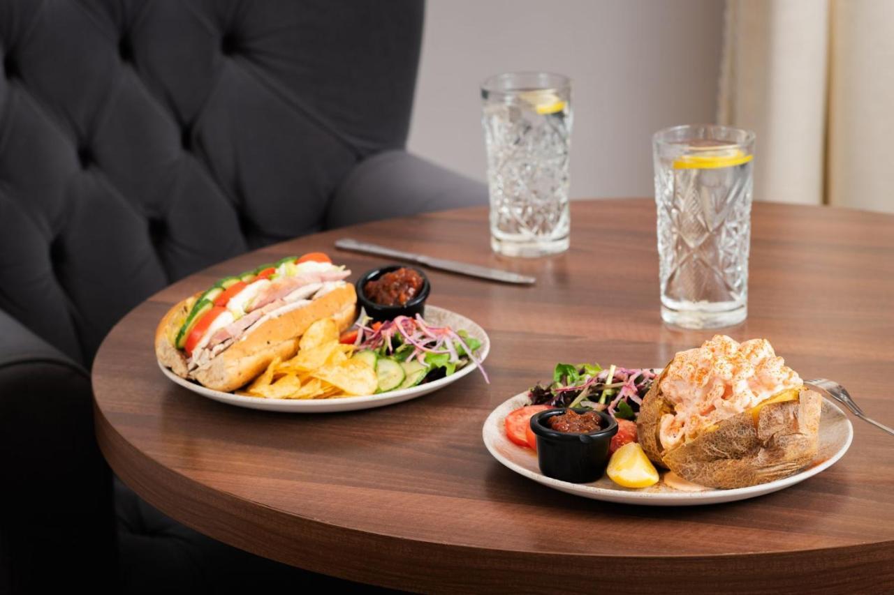 ברנסטייפל The Royal & Fortescue Hotel מראה חיצוני תמונה