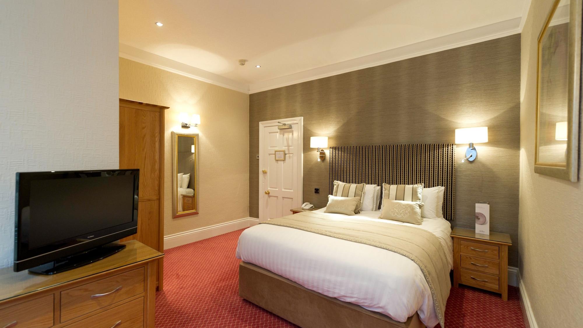 ברנסטייפל The Royal & Fortescue Hotel מראה חיצוני תמונה