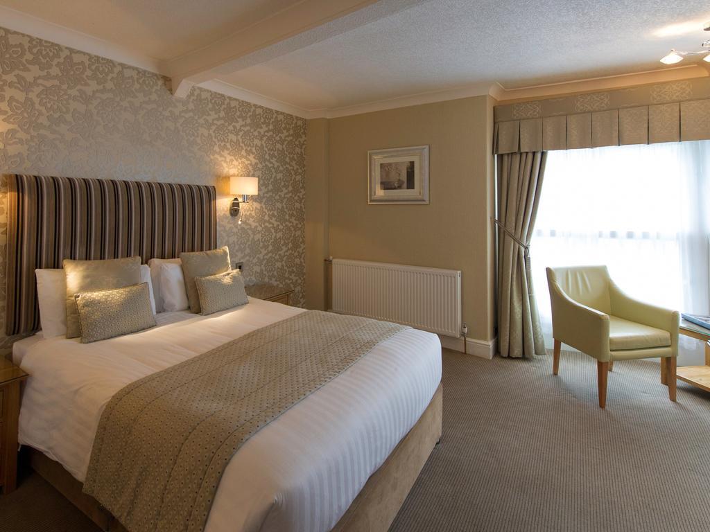 ברנסטייפל The Royal & Fortescue Hotel מראה חיצוני תמונה